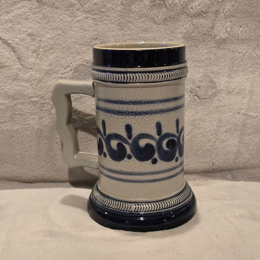 King Austria Beer Stein 407 Handpainted Salt Glazed Cobalt Blue Stoneware 0.5L
